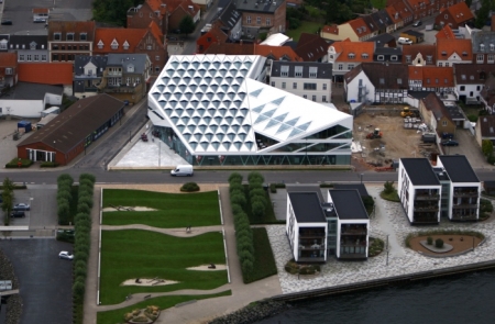 Здание банка Middelfart Savings Bank