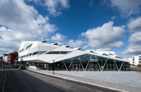 Здание банка Middelfart Savings Bank