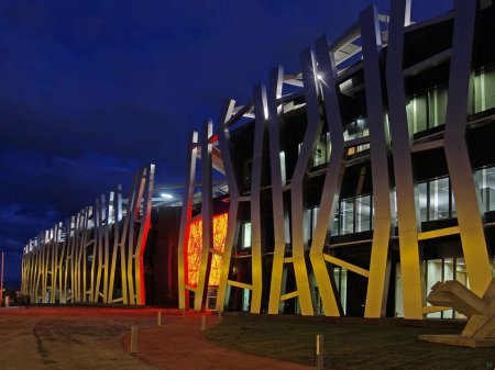 Здание испанского Сбербанка